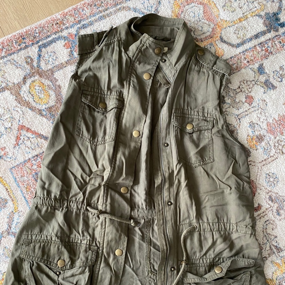 Women’s Lightweight Vest